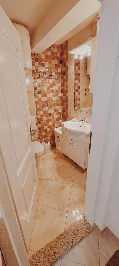 Ema Apartment ซาราเยโว ภายนอก รูปภาพ