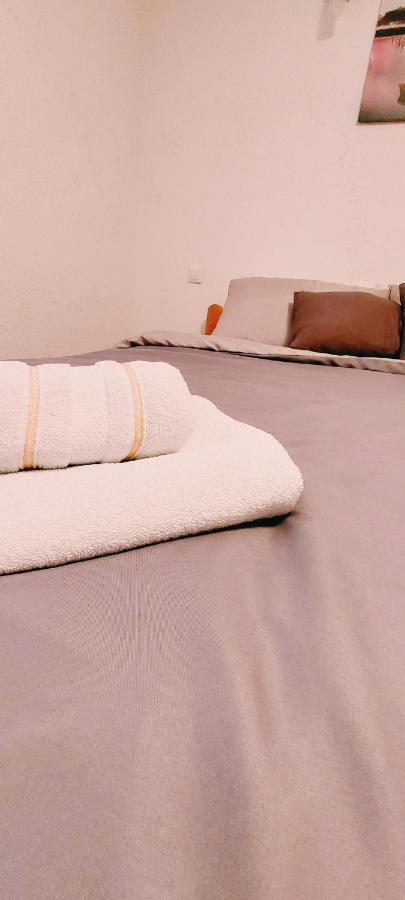 Ema Apartment ซาราเยโว ภายนอก รูปภาพ