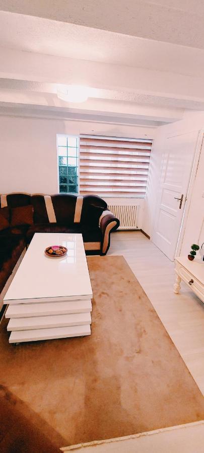 Ema Apartment ซาราเยโว ภายนอก รูปภาพ