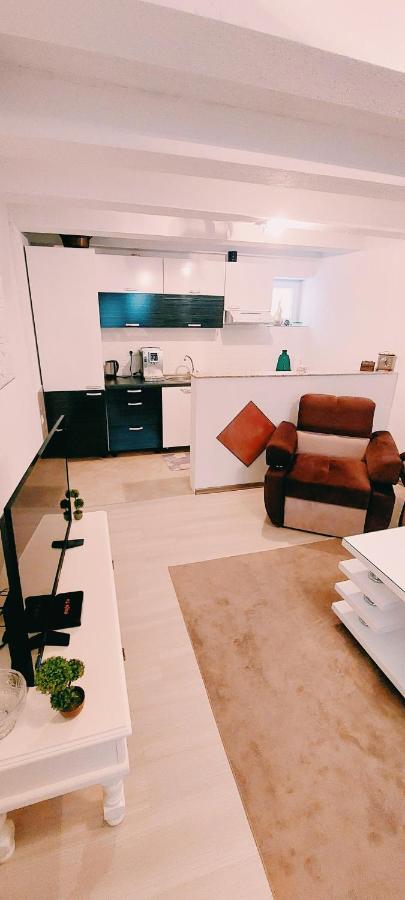 Ema Apartment ซาราเยโว ภายนอก รูปภาพ