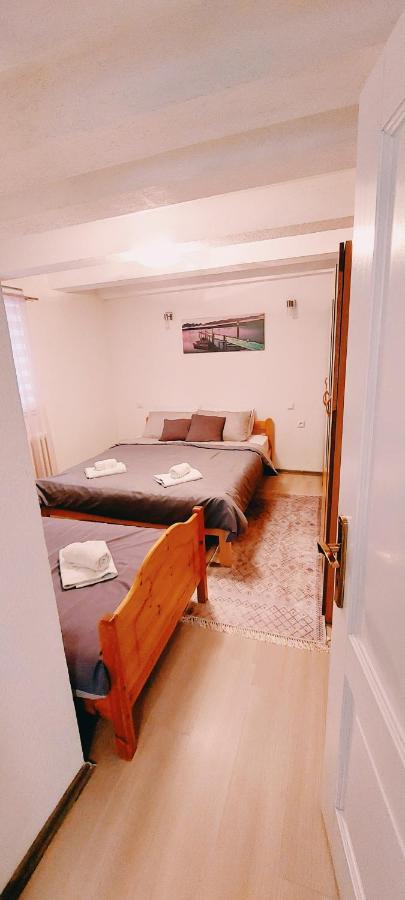 Ema Apartment ซาราเยโว ภายนอก รูปภาพ